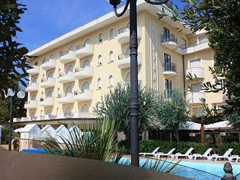 Nettuno Hotel 3*
